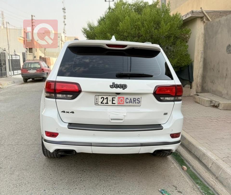 جيب جراند شيروكي